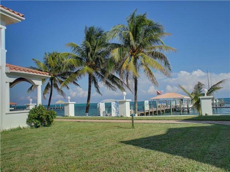 ホテル Isla Bonita Yacht Club サン・ペドロ エクステリア 写真